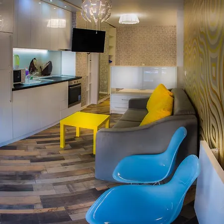 Red Square Apartment *